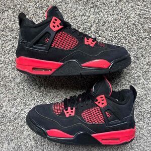 Nike Air Jordan 4 Red Thunder  Size 5 Youth (Size 6.5 Women's)